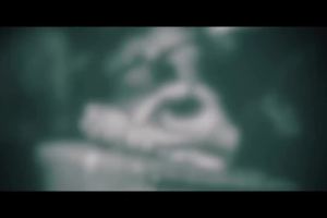 گریه میکنم - دانلود ویدئو کلیپ نماهنگ مداحی زمینه احساسی درباره مرگ استودیویی کربلایی امیر برومند