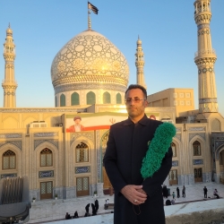 تعویض پرچم حرم خواهرامام رضا عحرم سال۱۴۰۵