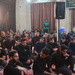 گزارش تصویری گزارش تصویری مراسم احیای شب قدر ۲۰ رمضان ۱۴۰۴