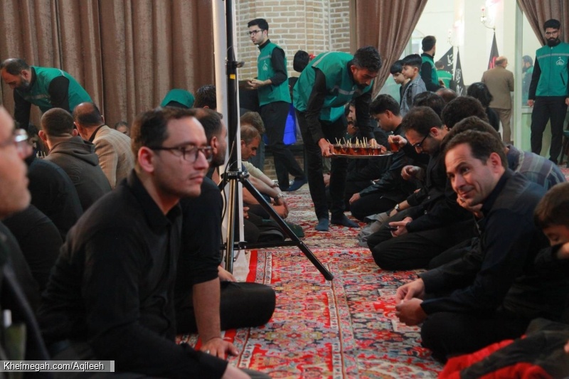 گزارش تصویری گزارش تصویری مراسم احیای شب قدر ۲۰ رمضان ۱۴۰۴