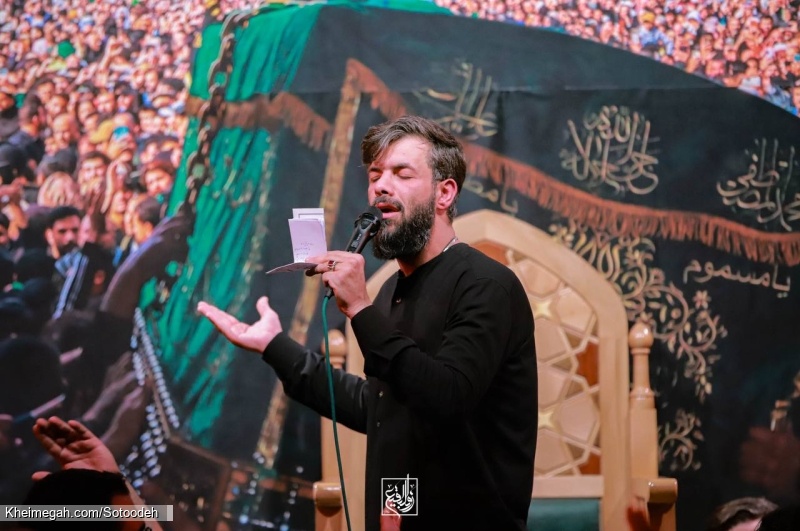 تصویر مراسم عزاداری شب شهادت امام جواد (ع) 1404 کربلایی حسین ستوده - محفل زوارالبقیع طهران