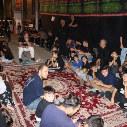 هیئت قاسم ابن الحسن ـ شب هشتم محرم ۱۴۰۴