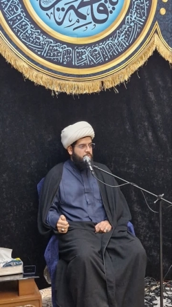 مراسمات هفتگی هیئت خادم الرضا اهواز با نوای شیخ رضا حریزاوی