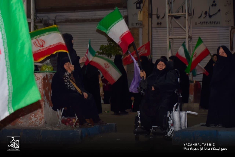 تجمع انقلابی ایستگاه طاق تبریز