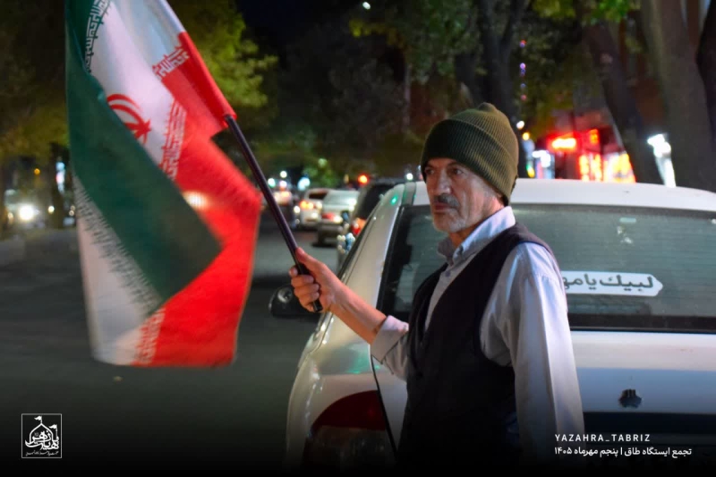 تجمع انقلابی ایستگاه طاق تبریز