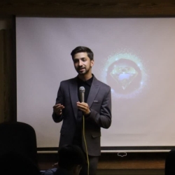 نیما شاه تقی