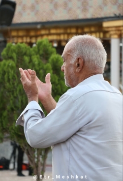 مراسم اقامه نماز و دعای استغاثه همدان
