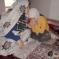 محیا حسینی فرد