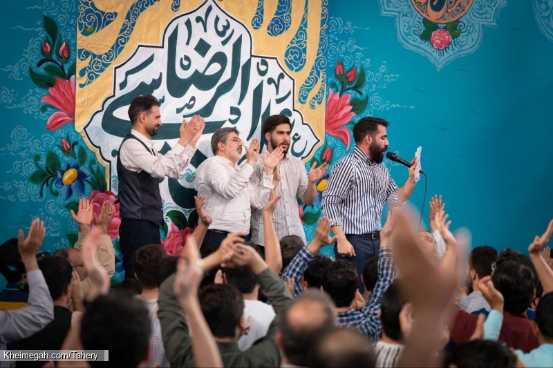 تصویر مراسم جشن شب ولادت امام رضا (ع) پنجشنبه 18 اردیبهشت 1404 کربلایی حسین طاهری