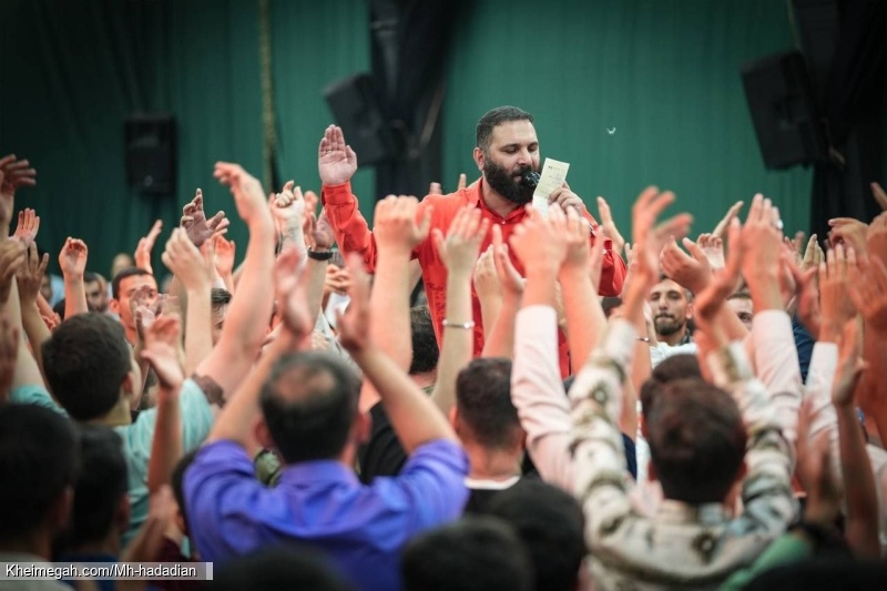 تصویر مراسم جشن ولادت پیامبر اکرم و امام صادق (ع) 18 شهریور 1404 - کربلایی محمدحسین حدادیان