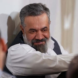حاج محمود کریمی - دانلود مداحی های جدید و قدیمی حاج محمود کریمی
