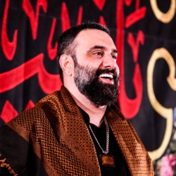 تصویر جلسه هیئت هفتگی 17 اردیبهشت 1404 کربلایی جواد مقدم - هیئت بین الحرمین طهران - مسجد امام حسین