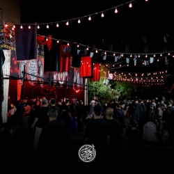 تصویر مراسم شب اول محرم 1404 1447 حاج حسین سیب سرخی - هیئت روضه العباس تهران