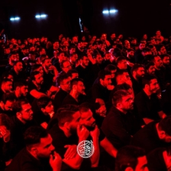 تصویر مراسم شب اول محرم 1404 1447 حاج حسین سیب سرخی - هیئت روضه العباس تهران