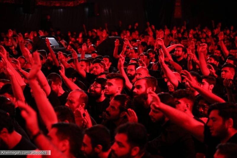 تصویر مراسم شب سوم محرم 1404 1447 حاج حسین سیب سرخی - هیئت روضت العباس تهران