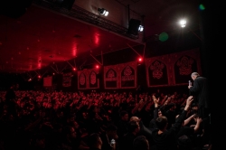 تصویر مراسم روز اول محرم 1405 کربلایی نریمان پناهی - محرم الحرام 1448 - هیئت رزمندگان مکتب الحسین ع)