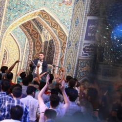 تصویر مراسم جشن شب ولادت امام رضا (ع) 18 اردیبهشت 1404 محمد حسین پویانفر - امامزاده صالح تجریش