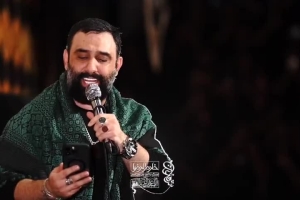 توی گوش عالمین میخونه سقا - دانلود ویدئو کلیپ مداحی شور شب اول محرم 1404 1447 کربلایی جواد مقدم
