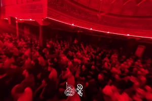 خلاصه شب پنجم محرم 1405 کربلایی جواد مقدم - هیئت بین الحرمین تهران - مراسم شب پنجم محرم 1448