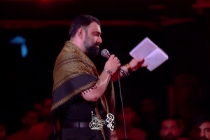 داری شونه به موهات میزنی - دانلود کلیپ مداحی تک حضرت علی اکبر شب هشتم محرم 1405 کربلایی جواد مقدم